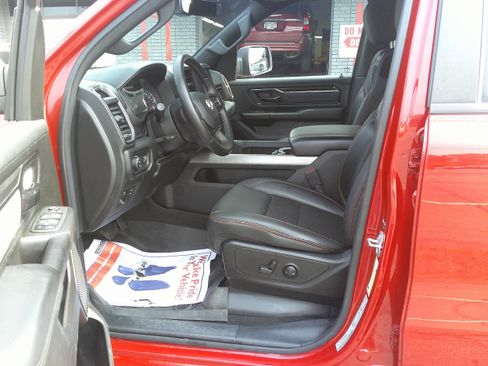 Used 2022 RAM 1500 Big Horn w/ Built-to-serve Edition image 16