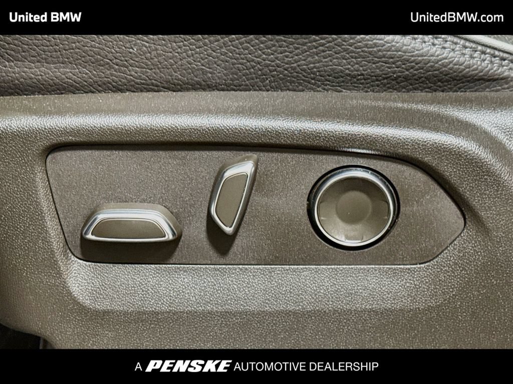 Used 2025 GMC Sierra 1500 Denali AWD/4WD image 11