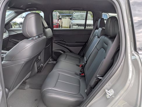 New 2026 Jeep Cherokee Limited AWD/4WD image 13
