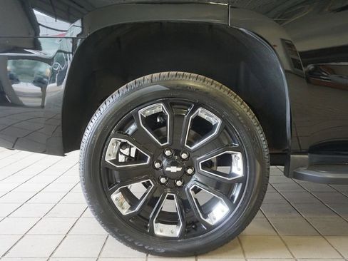 Used 2020 Chevrolet Tahoe LT AWD/4WD image 32