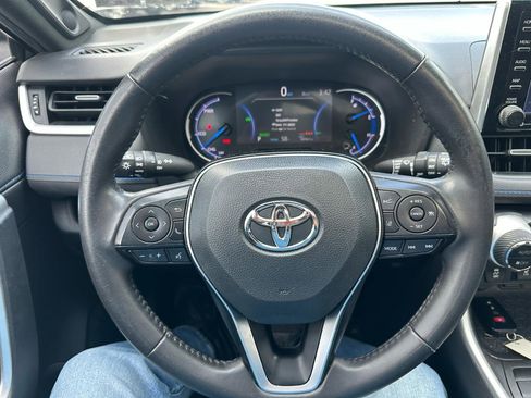 Used 2019 Toyota RAV4 XSE w/ Carpet Mat Package image 17