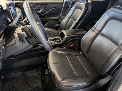 Used 2022 Lincoln Corsair AWD w/ Equipment Group 101A image 15