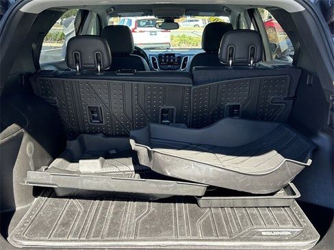Used 2020 Chevrolet Equinox Premier image 16