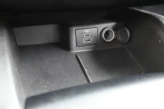 Used 2025 Ford Escape ST-Line FWD image 26