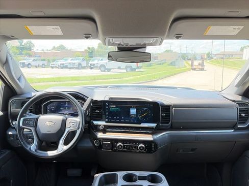 Used 2023 Chevrolet Silverado 1500 RST AWD/4WD image 31