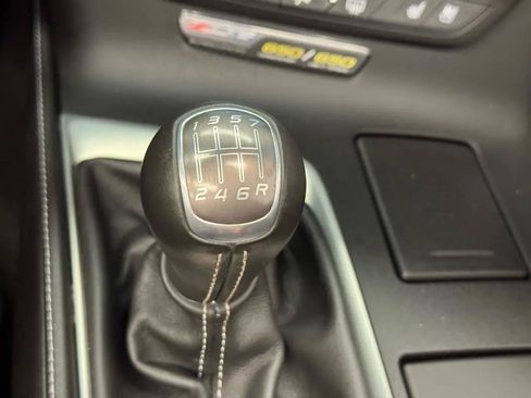 Used 2016 Chevrolet Corvette Z06 w/ 3LZ Preferred Equipment Group RWD image 18