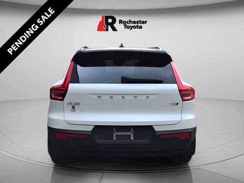 Used 2021 Volvo XC40 T5 R-Design w/ Advanced Package AWD/4WD image 5