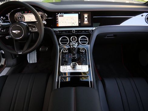 Used 2026 Bentley Continental GT AWD/4WD image 4
