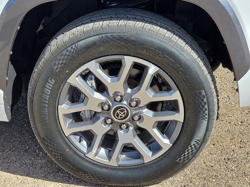 Used 2024 Toyota Tundra 1794 Edition image 11