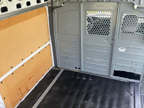 Used 2020 Nissan NV 2500 SV image 19