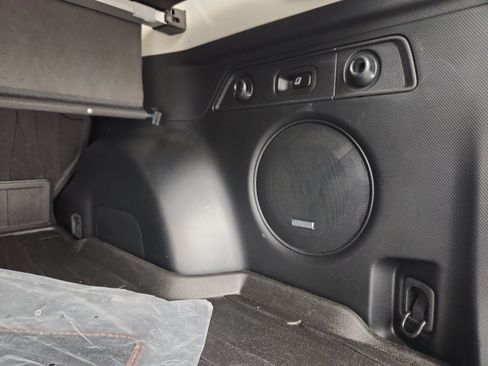 Used 2024 Subaru Forester Touring image 39