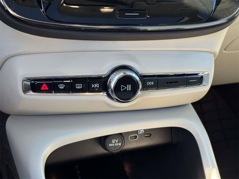 Used 2023 Volvo XC40 B5 Plus w/ Driver Assist Package image 27