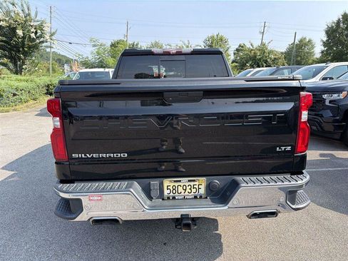 Used 2020 Chevrolet Silverado 1500 LTZ w/ LTZ Plus Package AWD/4WD image 4