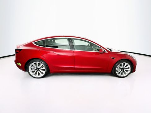 Used 2018 Tesla Model 3 Mid Range image 10
