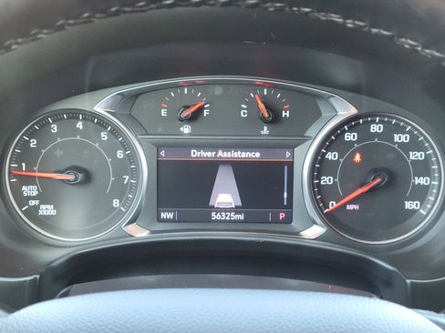 Used 2023 GMC Terrain SLT image 26