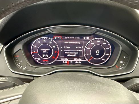 Used 2018 Audi Q5 2.0T Premium Plus w/ Premium Plus Package AWD/4WD image 32