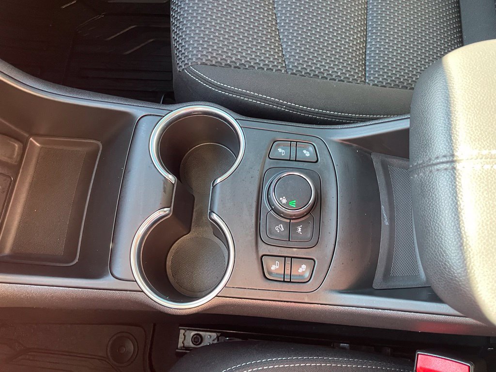 Used 2022 GMC Terrain SLE w/ Driver Convenience Package FWD image 20