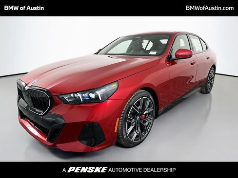Used 2027 BMW 530i w/ M Sport Package RWD image 1
