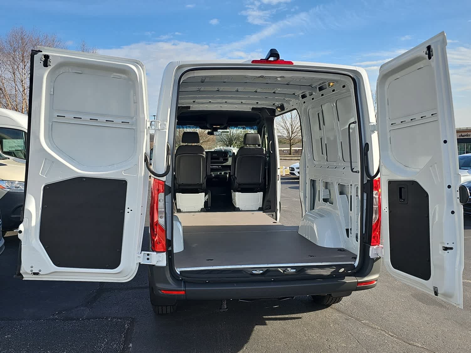 Used 2026 Mercedes-Benz Sprinter 2500 image 8