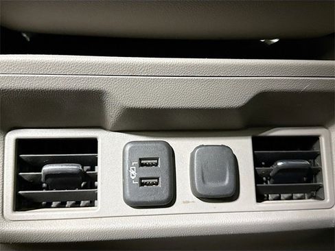 Used 2019 Chevrolet Silverado 1500 LTZ image 25