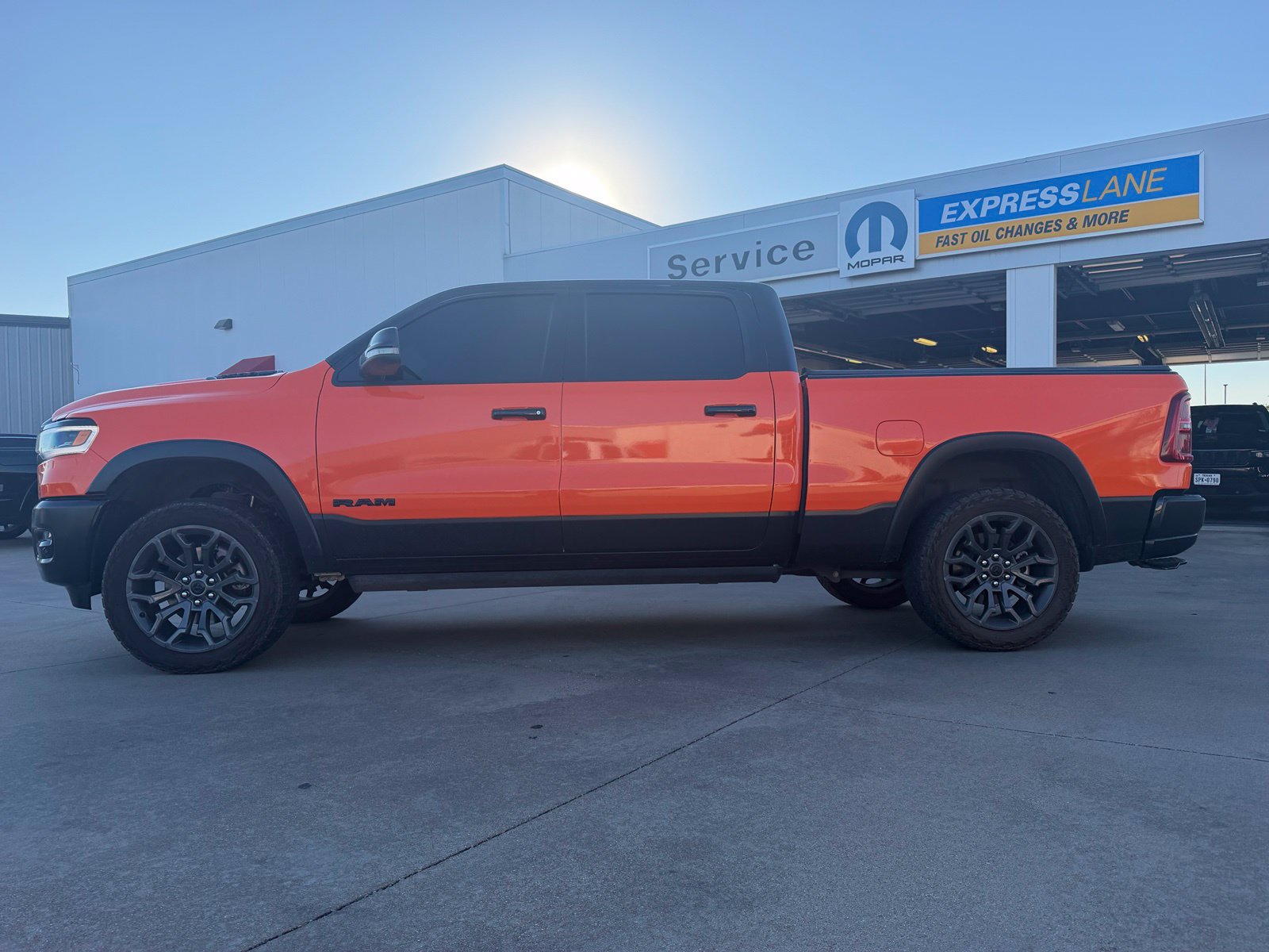 Used 2025 RAM 1500 Limited AWD/4WD image 8