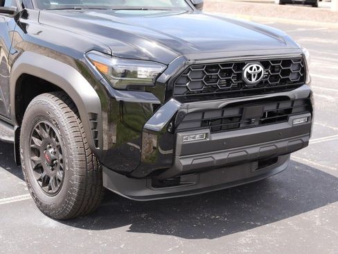 New 2026 Toyota 4Runner TRD Off-Road Premium AWD/4WD image 2