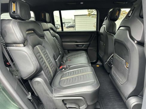 Used 2025 Rivian R1S Adventure image 18