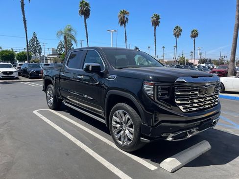 Used 2024 GMC Sierra 1500 Denali w/ Denali Reserve Package AWD/4WD image 1