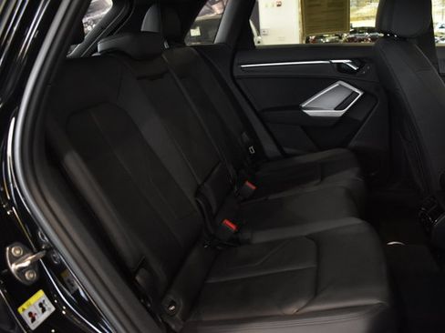 Used 2022 Audi Q3 2.0T Premium image 24
