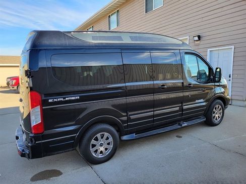Used 2018 Ford Transit 150 130 Low Roof w/ Exterior Upgrade Package RWD image 3