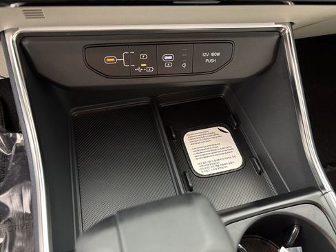 New 2026 Kia Carnival EX FWD image 44
