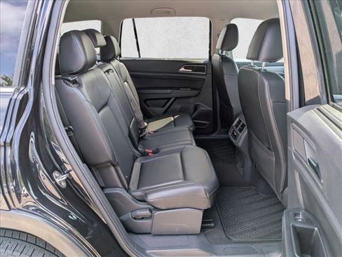 Used 2019 Volkswagen Atlas SE FWD image 21