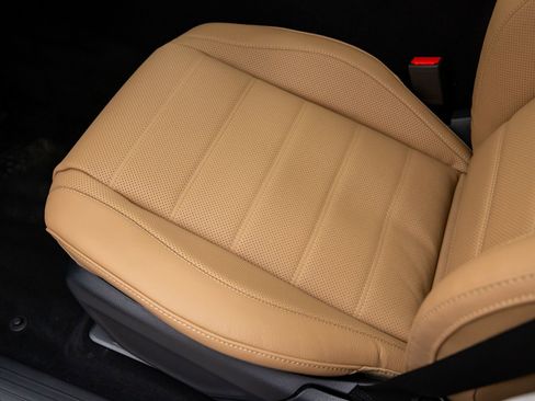 New 2026 Mercedes-Benz GLS 450 4MATIC image 18