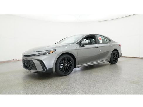 New 2026 Toyota Camry SE image 17