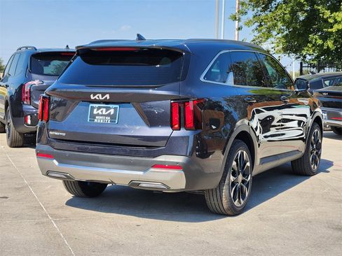 New 2026 Kia Sorento EX image 4