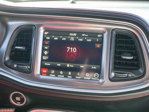 Used 2021 Dodge Challenger R/T Scat Pack w/ Dynamics Package image 13