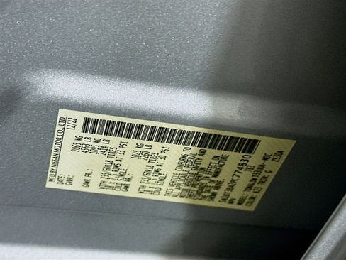 Used 2023 Nissan Rogue SV image 12