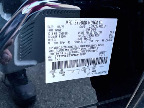 Used 2023 Ford Maverick Lariat w/ Lariat Luxury Package image 32