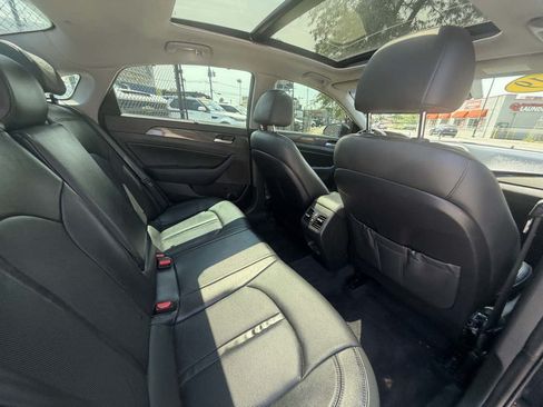 Used 2019 Hyundai Sonata Limited w/ Ultimate Package 04 FWD image 27