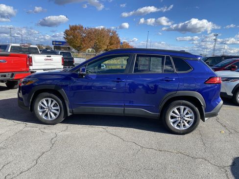 Used 2022 Toyota Corolla Cross LE image 5