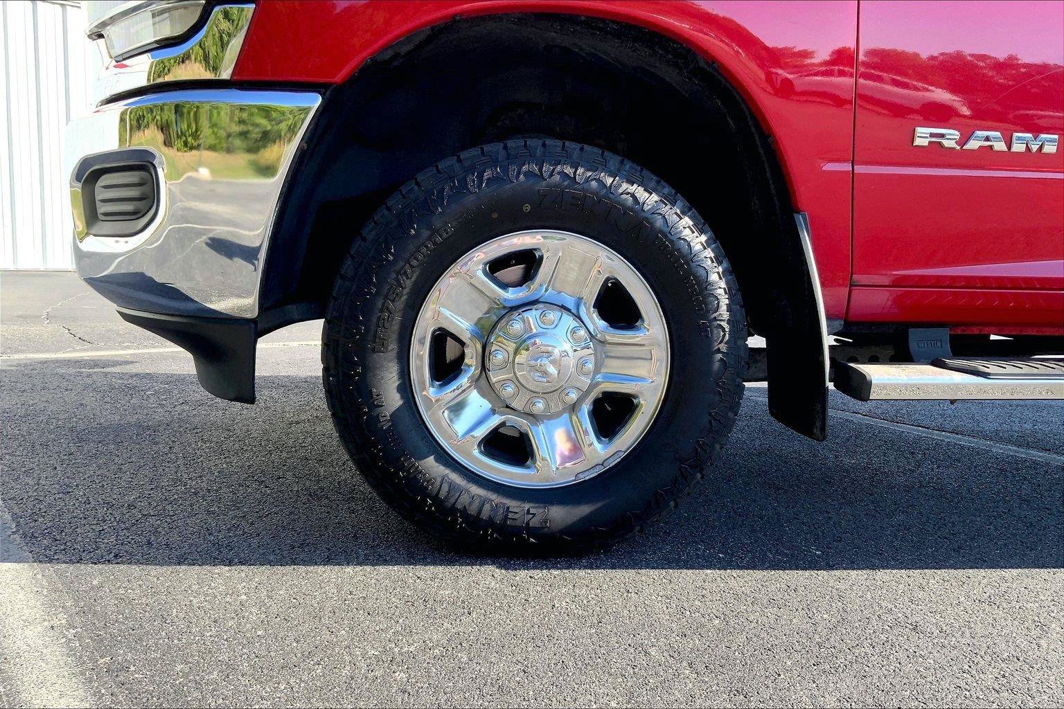 Used 2019 RAM 2500 Tradesman AWD/4WD image 9