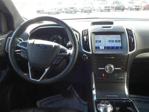 Used 2020 Ford Edge Titanium w/ Equipment Group 301A image 6
