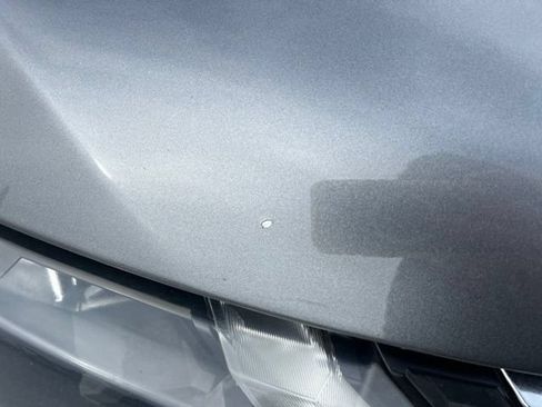 Used 2019 Nissan Rogue SV AWD/4WD image 4