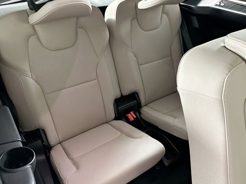 New 2026 Volvo XC90 B5 Core image 29