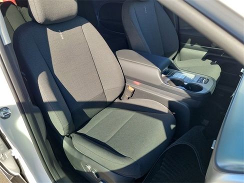 New 2026 Hyundai Ioniq 9 SE image 17