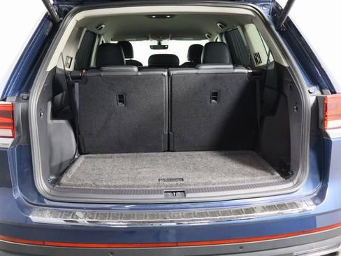 Used 2023 Volkswagen Atlas SE image 43