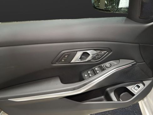 Used 2025 BMW 330i xDrive Sedan image 12