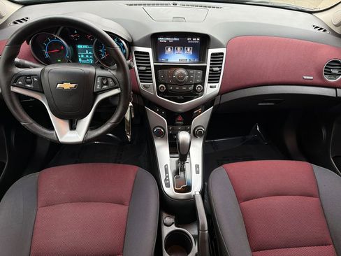 Used 2014 Chevrolet Cruze LT FWD image 16