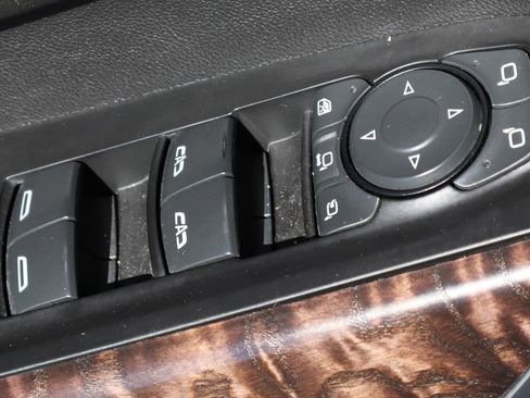 Used 2020 GMC Sierra 2500 Denali w/ Denali Ultimate Package image 17