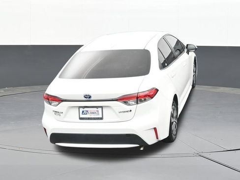 Used 2022 Toyota Corolla LE FWD image 56